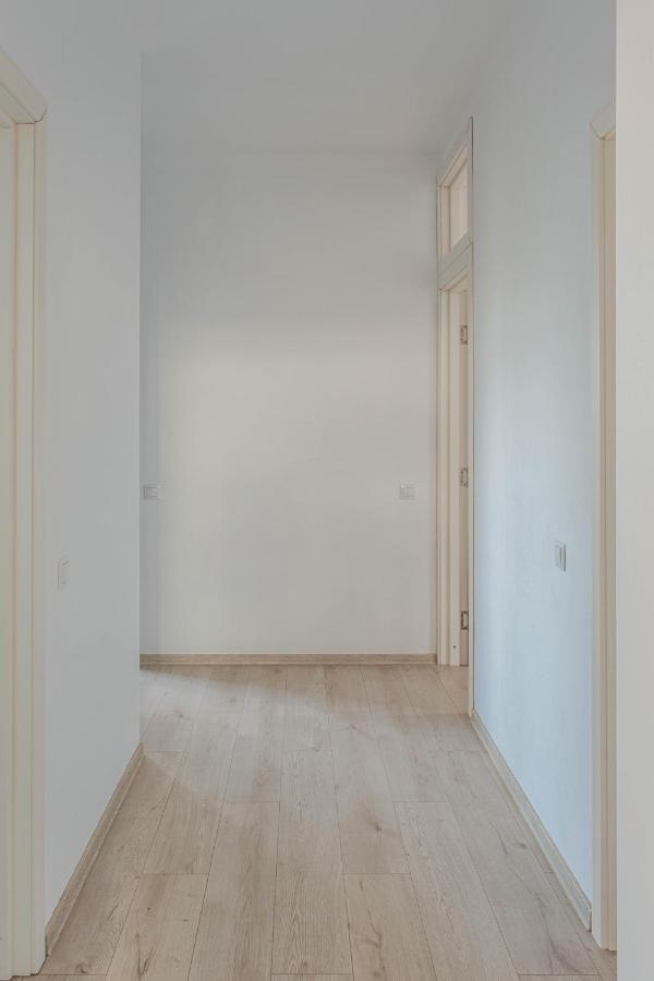Solomon Apartments Ap 3 Sîngeorgiu de Mureş Esterno foto